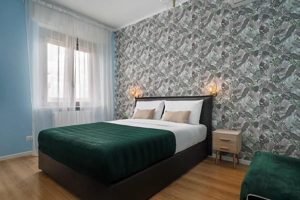 Classbnb - Apartment Just 2 Minutes Walk From Domodossola M5 Metro Station Milano İtalya