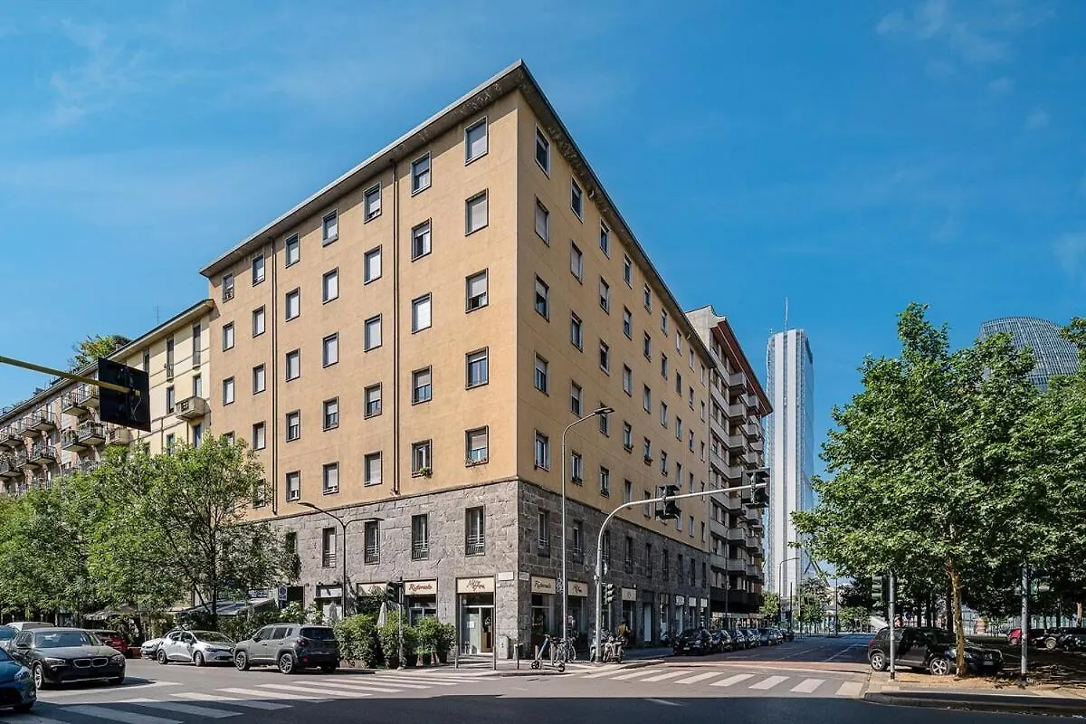 Classbnb - Apartment Just 2 Minutes Walk From Domodossola M5 Metro Station Milano